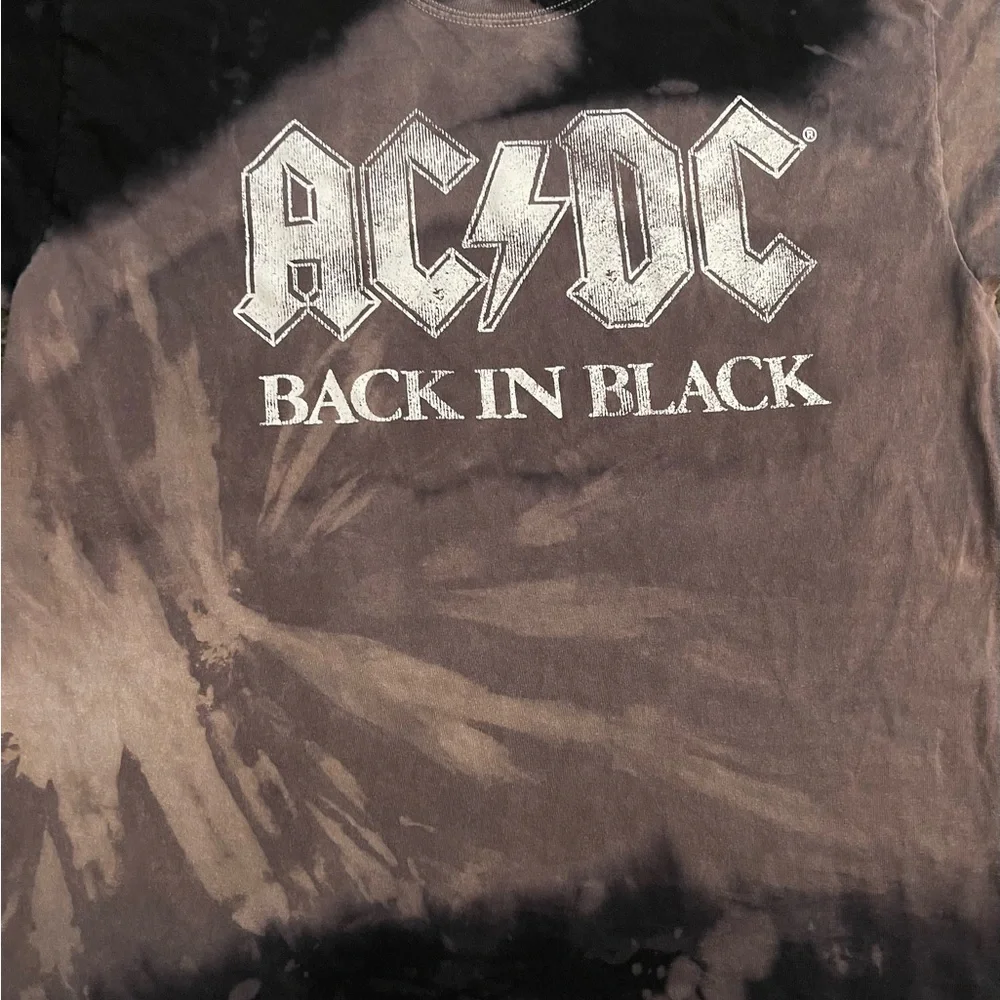 AC/DC Back in Black T-Shirt 0X Bleach Dye - Picture 3 of 4